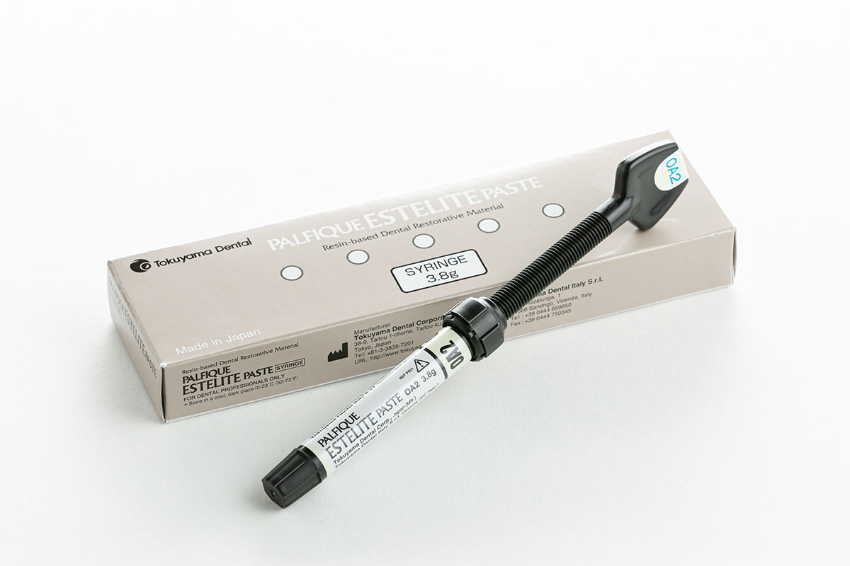 фото Palfique Estelite Paste Restorative Composite, Syringe 3.8 g (Tokuyama, Japan) 
