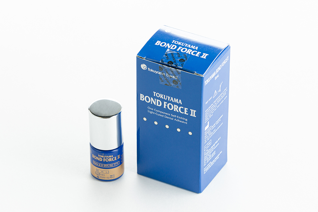 фото Tokuyama Bond Force II Universal One-Component Self-Etch Adhesive (7th Generation), Refill 5 ml 